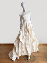 Load image into Gallery viewer, ULLA MAIJA - ANNA MAIER DUCHESSE SILK RUFFLE WAVE COUTURE WEDDING GOWN
