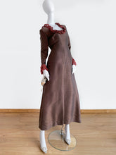 Load image into Gallery viewer, VINTAGE 1970S BYROTER OF LONDON TAFFETA LACE BALL GOWN
